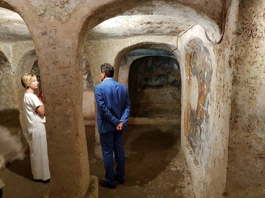 La visita nella cripta di San Pietro Mandurino
