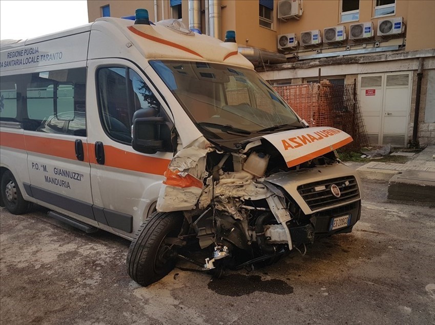 Incidente ambulanza