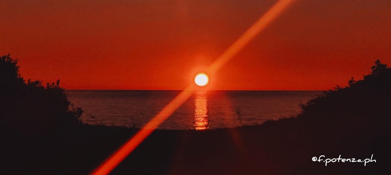 Ultimo tramonto del 2024 sulla Salina di Colimena