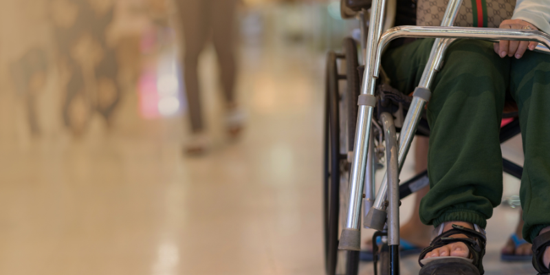 La denuncia: invalido al 100%, assistenza negata perché ancora riesce a camminare 