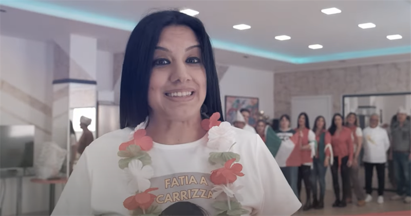 “Fatìa a carrizza e…”, arriva il tormentone di Simona D’Aversa