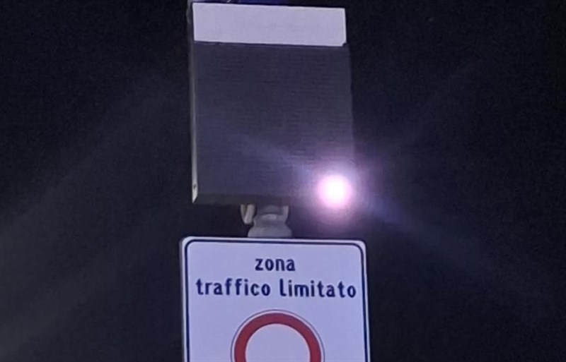 Ztl guasta nelle marine, il comune ripara e assicura: niente multe 
