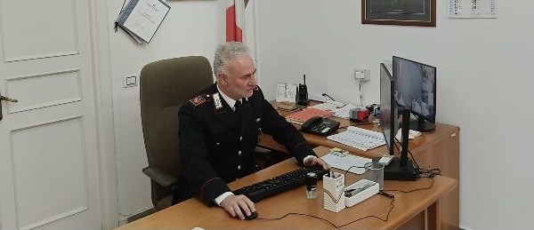 Dopo 40 anni l’appuntato lascia le stellette per la meritata pensione