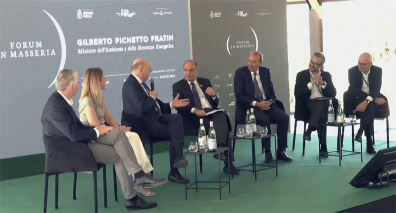 Il dibattito con il ministro Fratin Il dibattito con il ministro Fratin