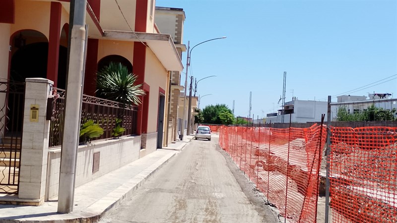 Disagi al quartiere Sant’Antonio: lavori fognari tra ritardi, reperti archeologici e polvere soffocante