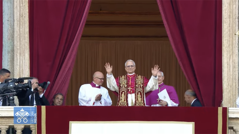 Il nuovo Papa è Robert Francis LEONE XIV