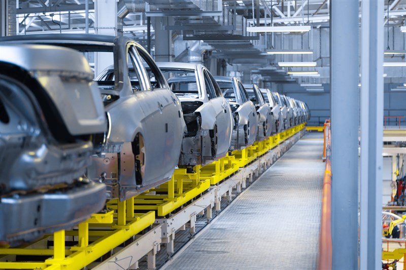 Verniciatura in cataforesi nell'automotive: cos’è e quali sono i vantaggi per il settore