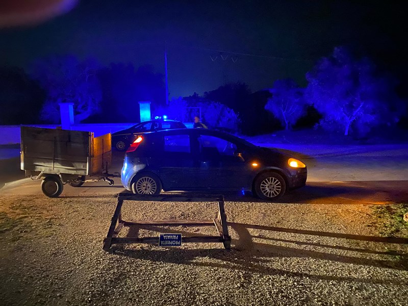 La polizia locale manduriana recupera un'auto rubata