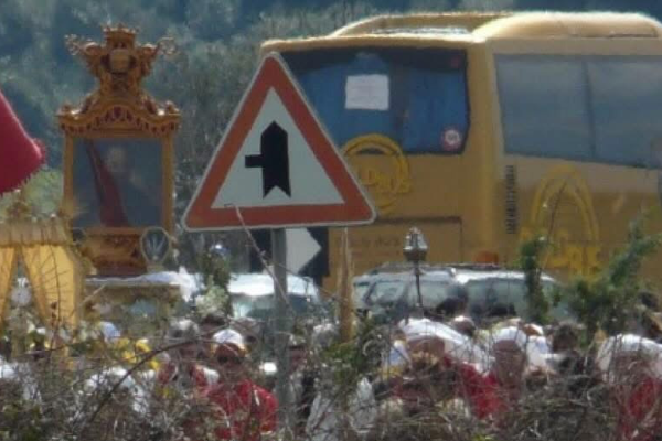 Pullman per il pelegrinaggio Pullman per il pelegrinaggio
