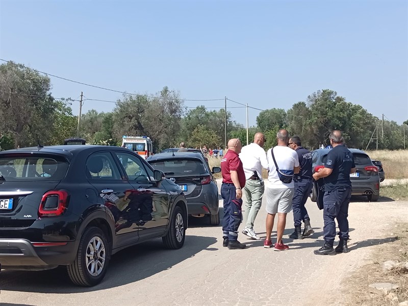 Il carabiniere ucciso era di Ostuni lascia la moglie e due figlie: banditi in fuga verso Taranto