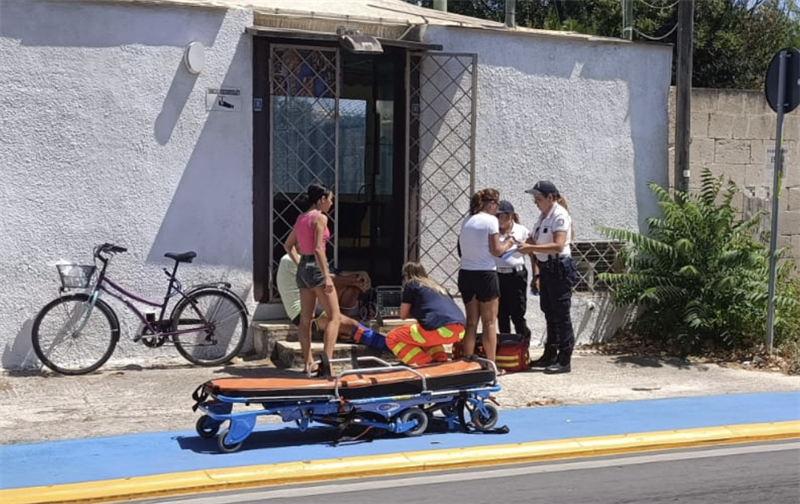 Sulla ciclabile un altro ciclista "inciampa" sul cordolo e finisce in ospedale