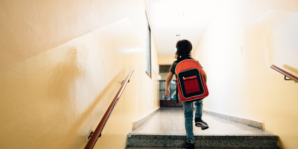 Bambino a scuola Bambino a scuola