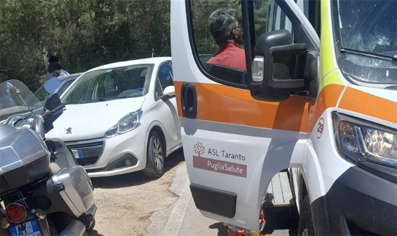 Tamponamento a catena sulla via del mare, tre feriti tra cui due bambine