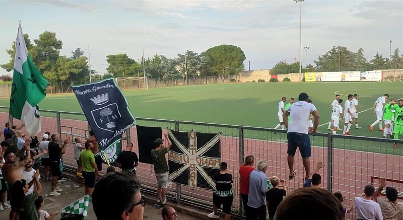 I tifosi biancoverdi I tifosi biancoverdi