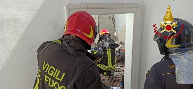 Il crollo a Lizzano Il crollo a Lizzano
