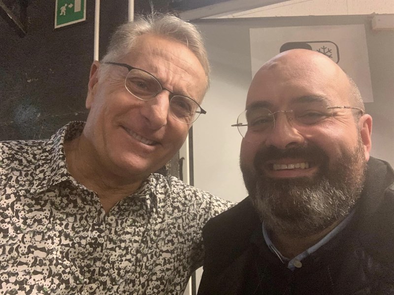 Sorpresa, don Fernando dalla sagrestia passa a Mediaset con Bonolis