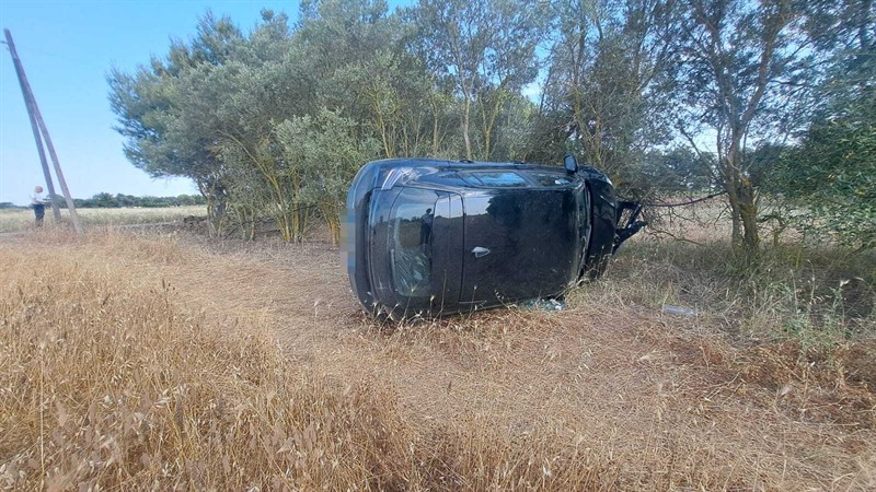 Incidente all’incrocio, due ragazze in ospedale