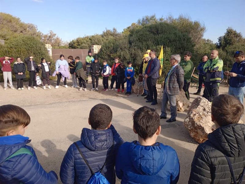 Il sindaco alla Feste dell’albero Il sindaco alla Feste dell’albero