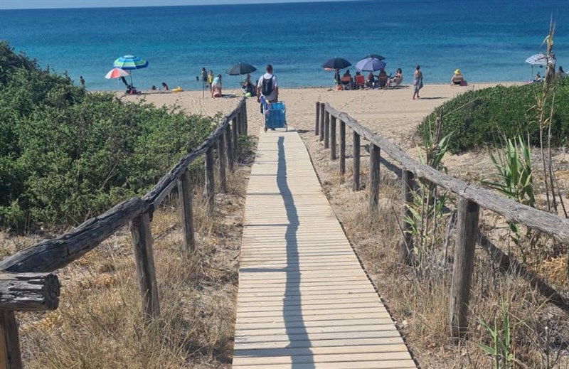 Passerelle per l'accesso facilitato in spiaggia il comune completa il piano DOVE SI TROVANO 