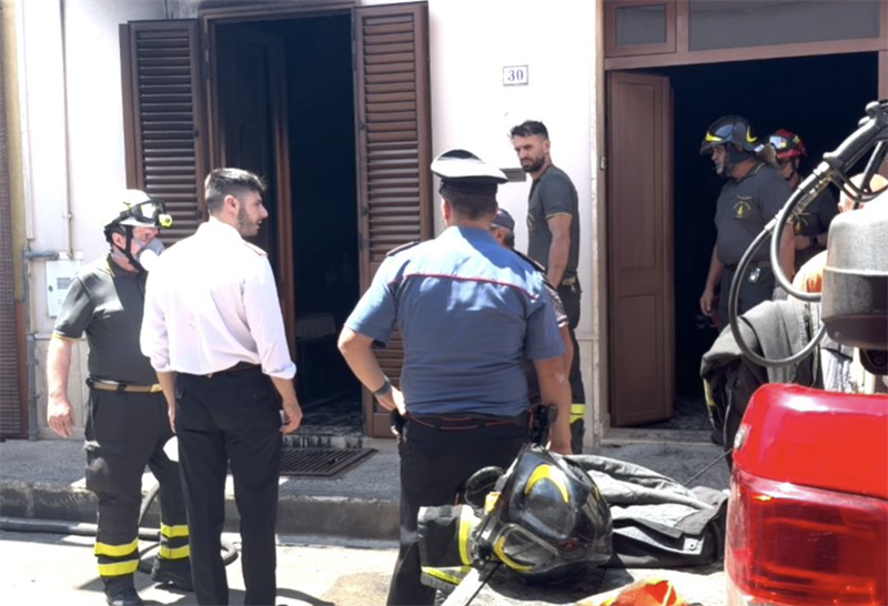 Vittima del fuoco e della solitudine: così è morto Francesco