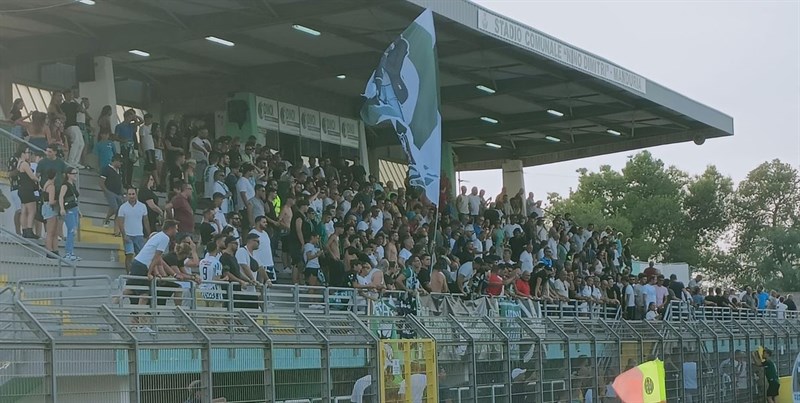 La tifoseria biancoverde La tifoseria biancoverde