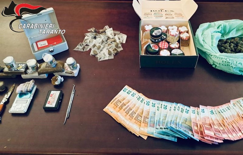 Lotteria della droga, ultima trovato dello spacciatore arrestato dai carabinieri 