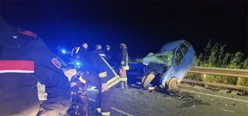 Una delle auto coinvolte Una delle auto coinvolte