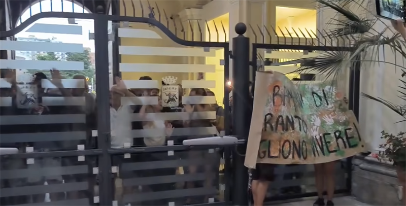 Le proteste Le proteste