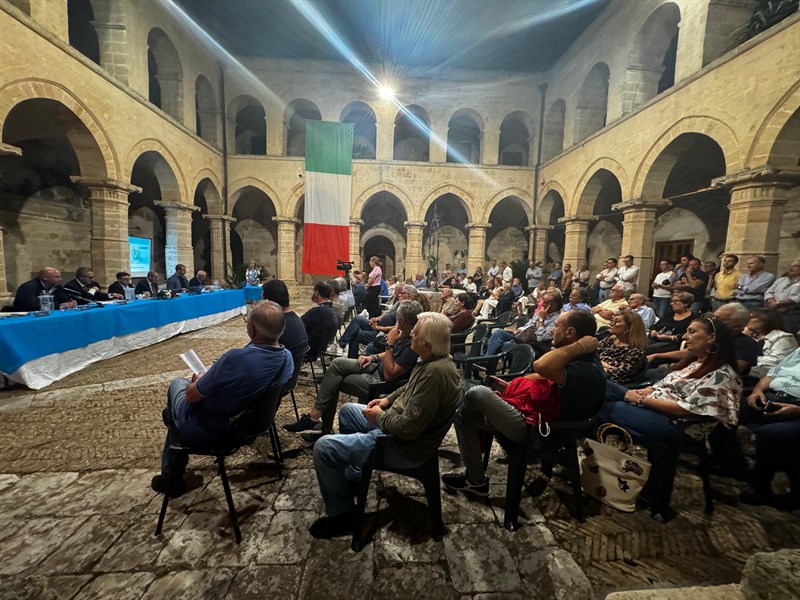 Il convegno di ieri Il convegno di ieri