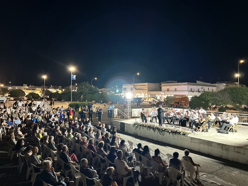 Commozione e tanta musica al concerto della banda Vincenzo Tripaldi