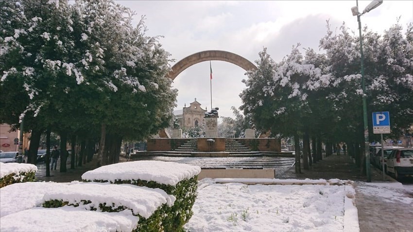 Manduria, monumento ai caduti