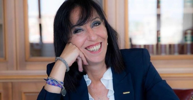 Anna Macina Anna Macina