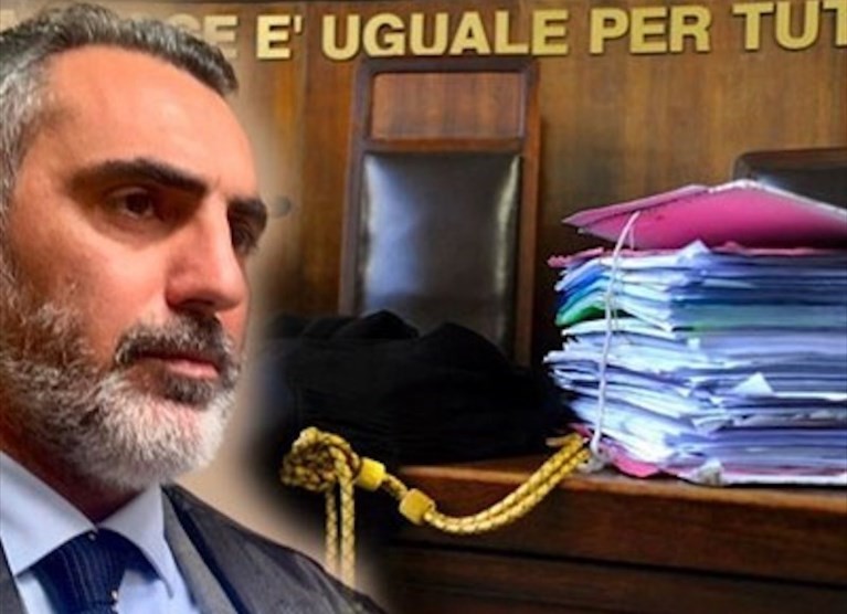 Avvocato Lorenzo Bullo Avvocato Lorenzo Bullo