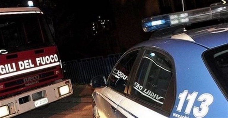 Vigili del fuoco e polizia Vigili del fuoco e polizia