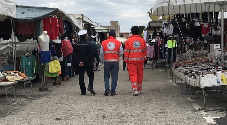 Mercato settimanale Mercato settimanale