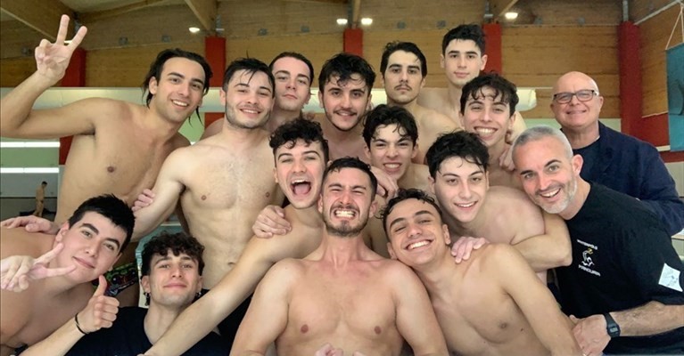 La prima vittoria dei pallanuotisti manduriani La prima vittoria dei pallanuotisti manduriani