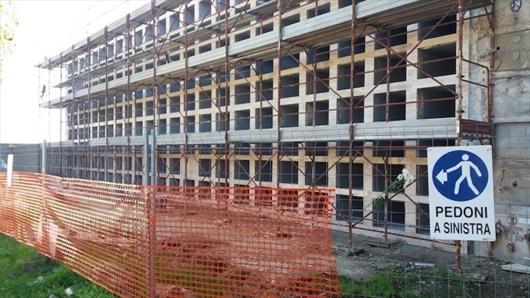 Colombaia in costruzione Colombaia in costruzione