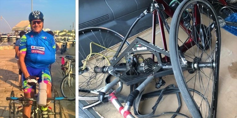 Melle con il triciclo distrutto Melle con il triciclo distrutto