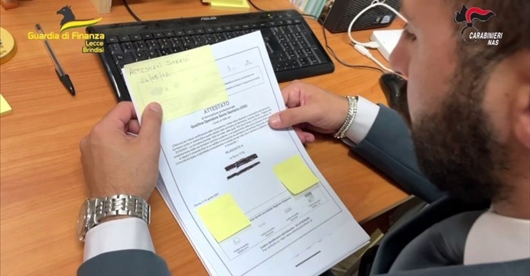 Falsi attestati Oss Falsi attestati Oss