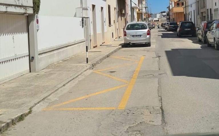 Le strisce gialle al doppio Le strisce gialle al doppio
