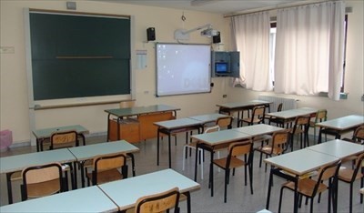 I lavori al plesso Sacra Famiglia, la soluzione I lavori al plesso Sacra Famiglia, la soluzione