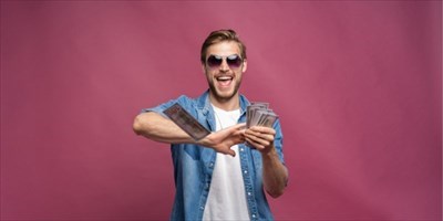 Le mani bucate di Pecoraro, tanto paga Pantalone Le mani bucate di Pecoraro, tanto paga Pantalone