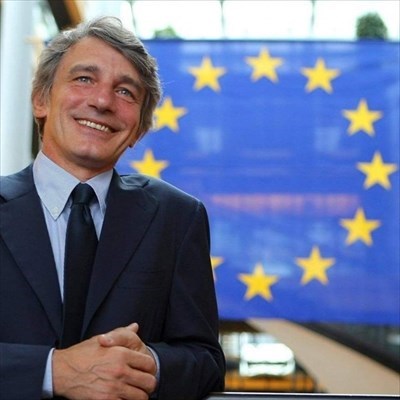 La politica di un uomo per bene La politica di un uomo per bene