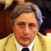 Il ginecologo Bartolo Punzi sospeso per un mese senza stipendio