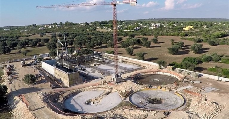 Il costruendo depuratore in zona Urmo-Belsito Il costruendo depuratore in zona Urmo-Belsito