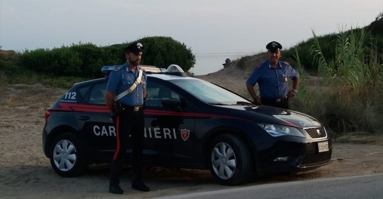 Carabinieri nelle marine