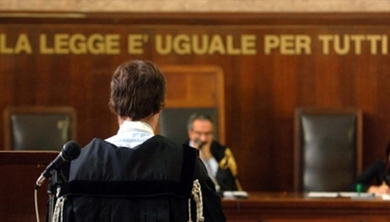 Botte alla madre e minacce alla compagna: era incapace di intendere eid volere