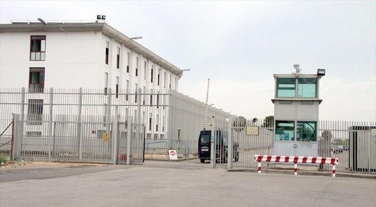Violenza nel carcere di Taranto, l'allarme del sindacato 