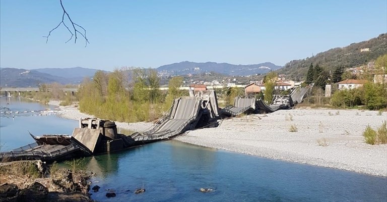 Il ponte crollato