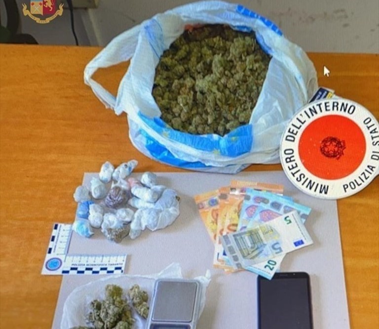 La droga sequestrata La droga sequestrata